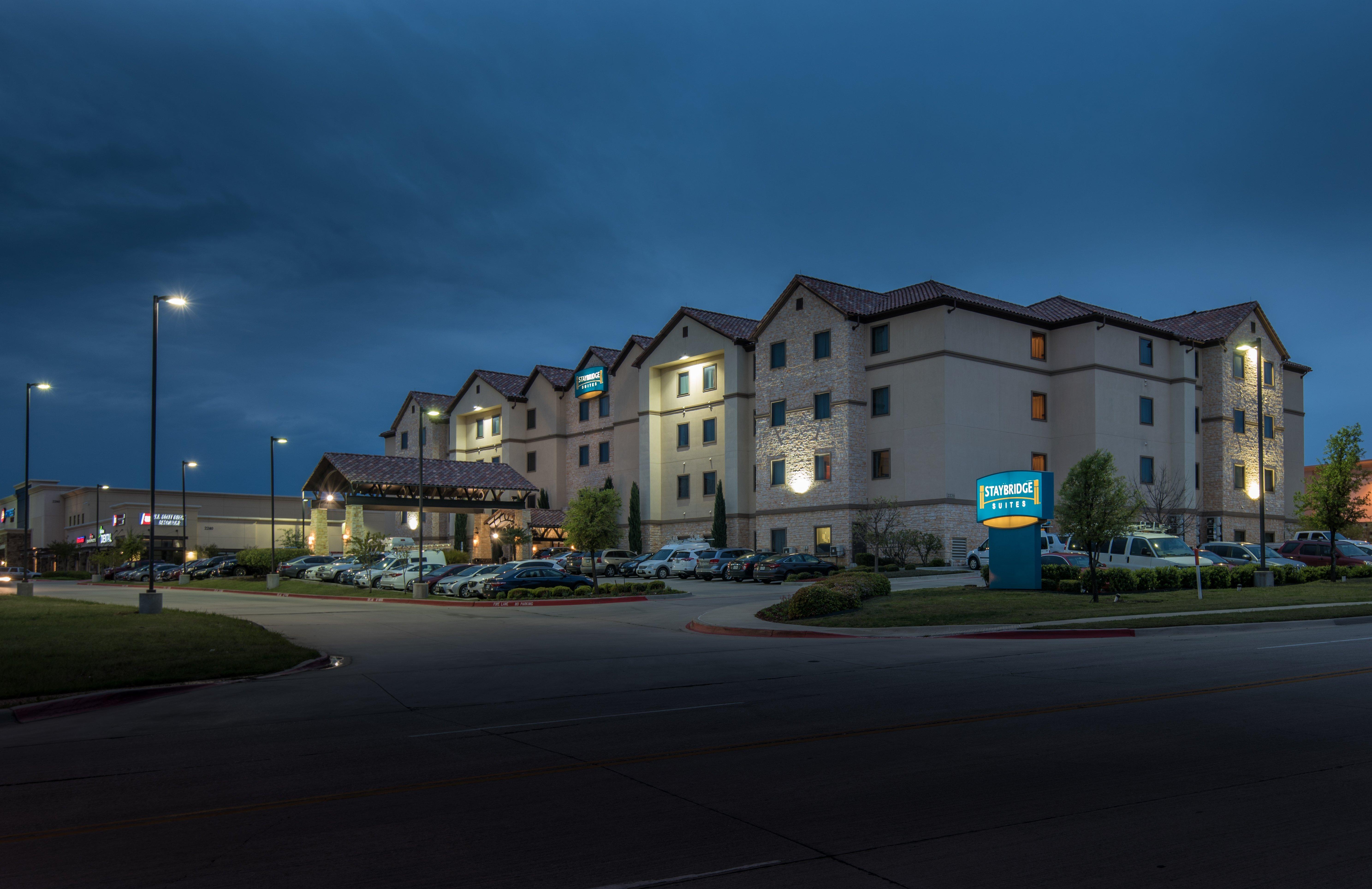 Staybridge Suites Dfw Airport North By Ihg Irving Bagian luar foto